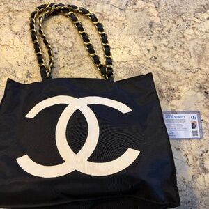 Chanel 1994 Vintage Chunky Chain Tote Bag